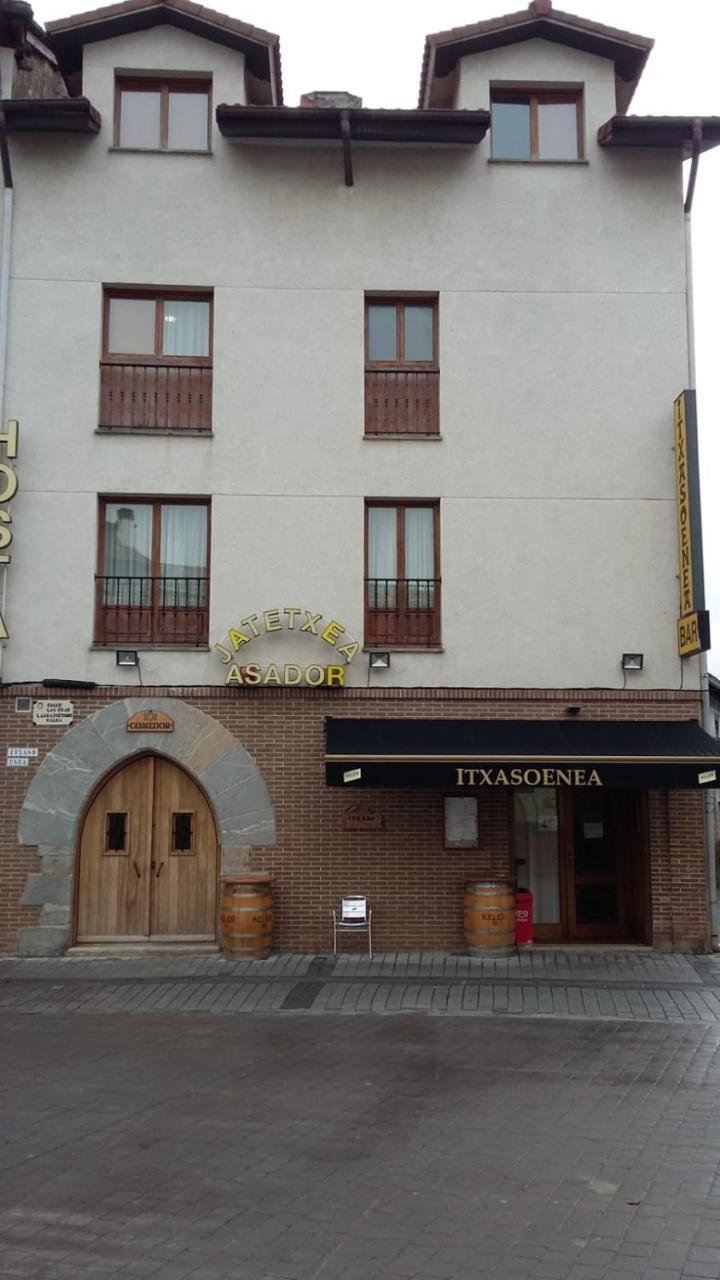Hostal Itxaso-Enea Aoiz Екстериор снимка